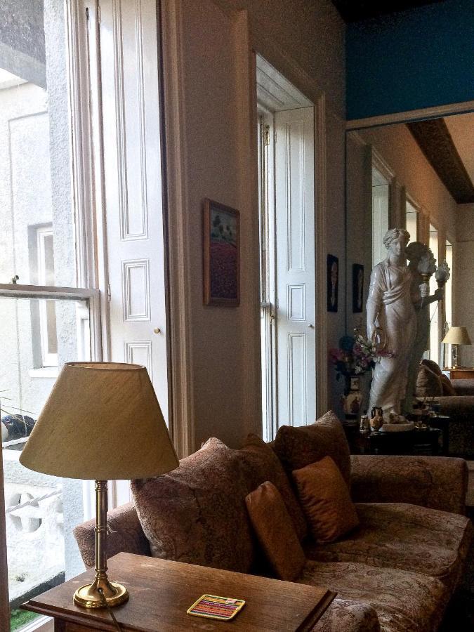 Huge Edwardian Room With 2 Balconies 法尔茅斯 外观 照片