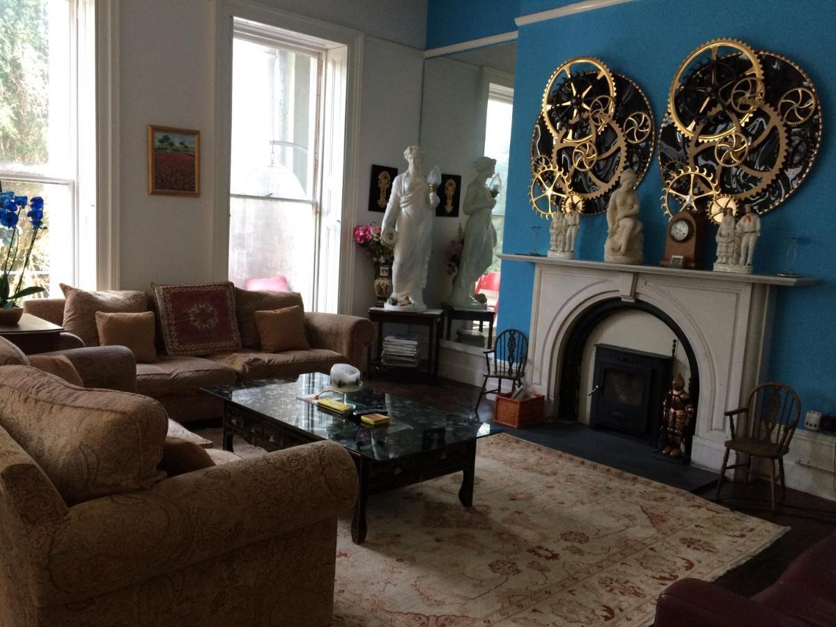 Huge Edwardian Room With 2 Balconies 法尔茅斯 外观 照片